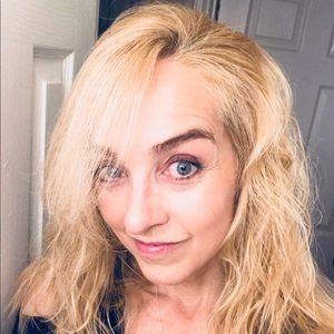 Meet your Posher, Michele